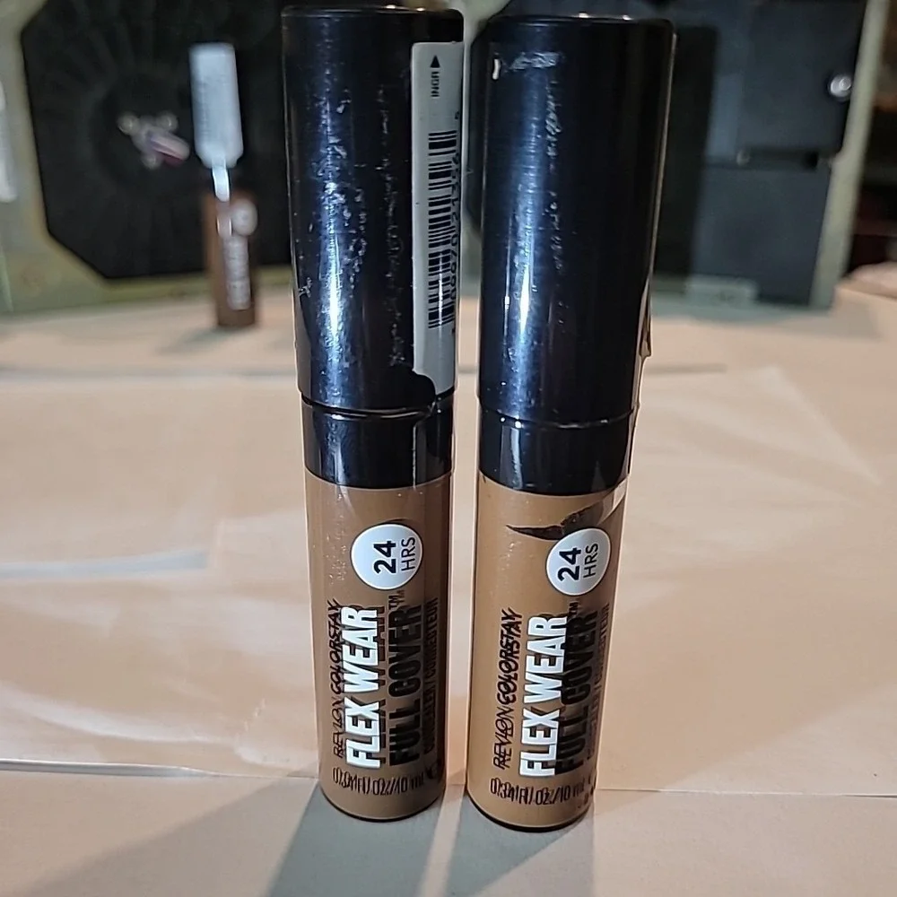 2 x Revlon ColorStay Flex Wear‎ Full Cover Concealer 078 TRUFFLE + 075 HAZELNUT